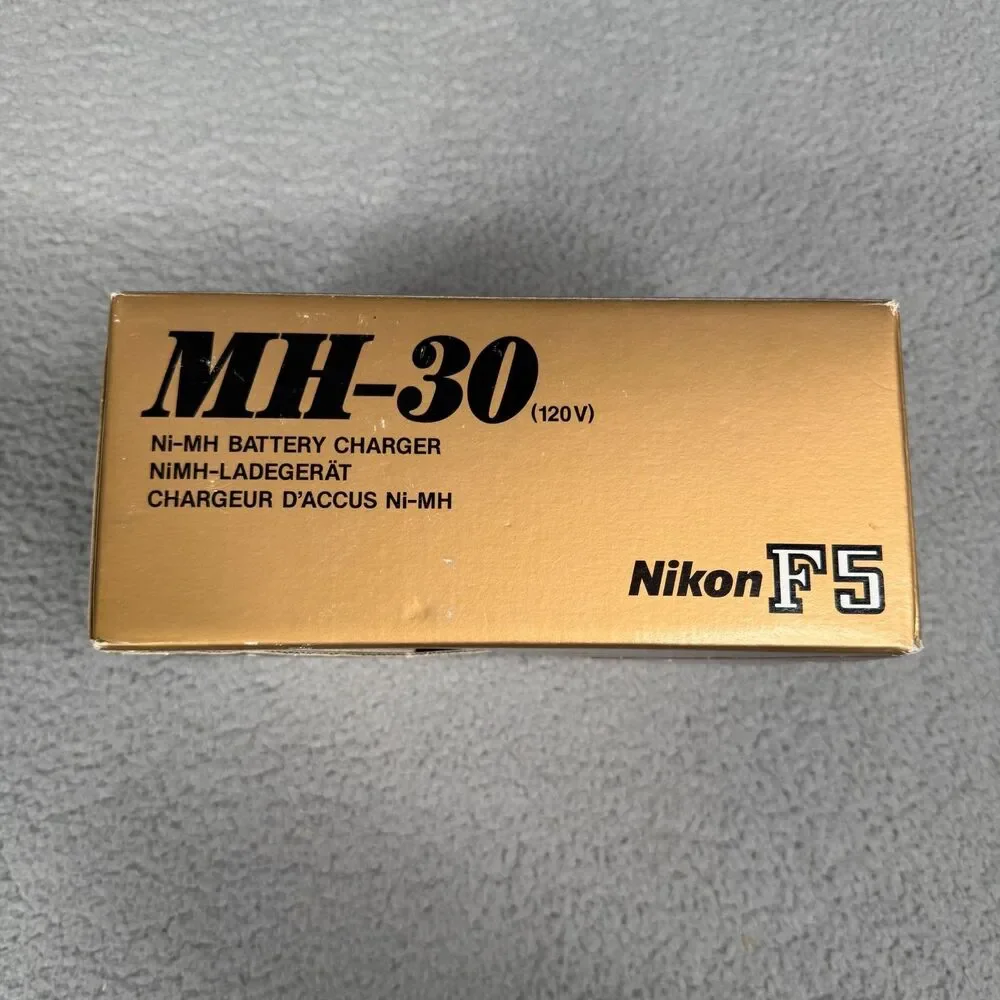 Nikon MH-30 Battery Charger for F5 Genuine OEM w/ Original Box Quick Charge